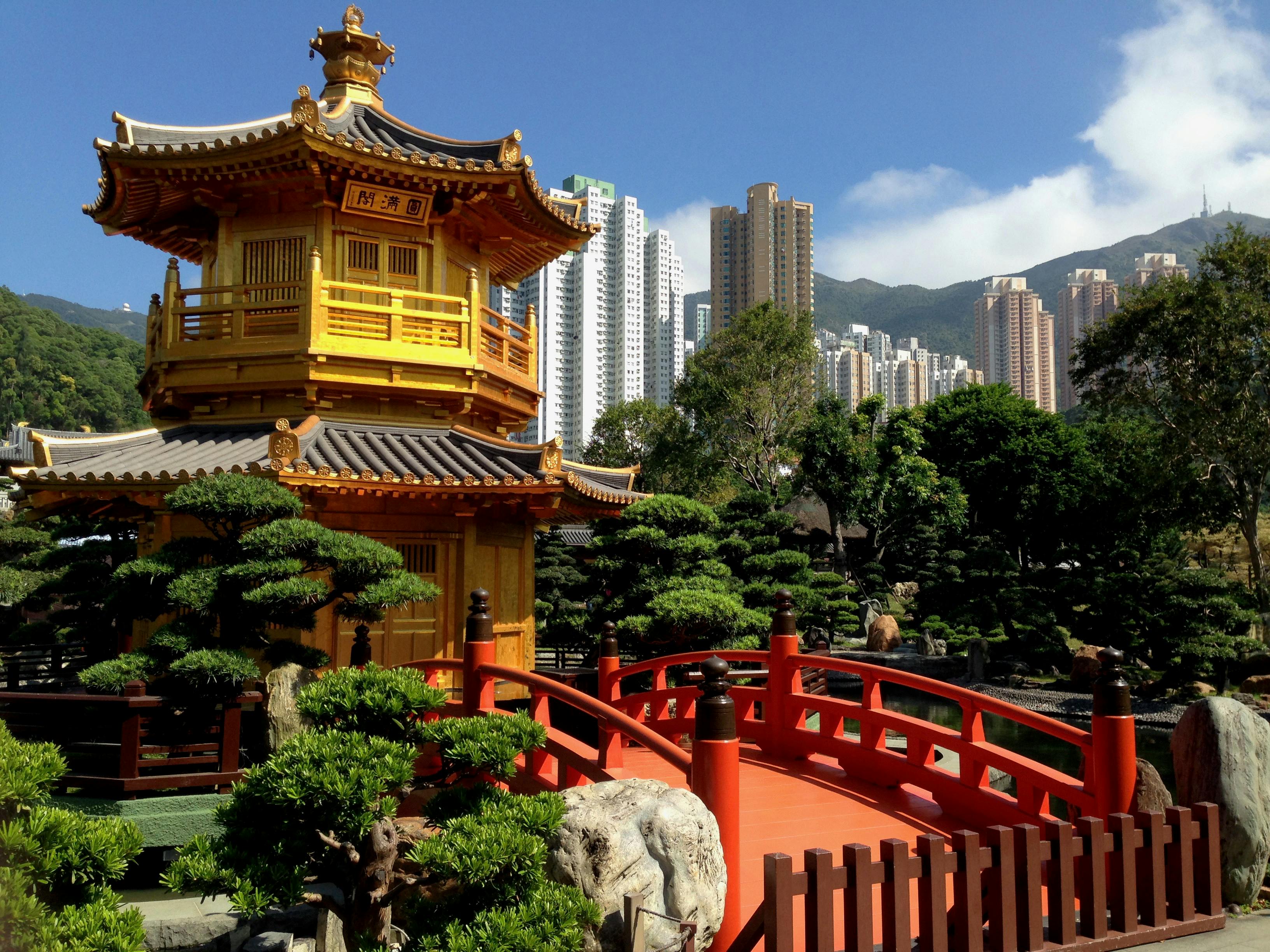 Santorini Island's Weekend Vacation